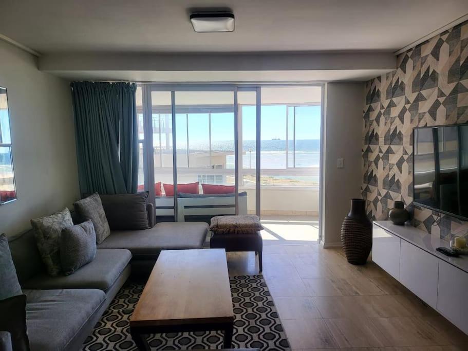 Lovely In Milnerton